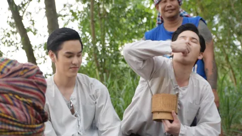 เต๋า เศรษฐพงศ์ กินไม่หยุด อยู่ใกล้อาหารไม่ได้เห็นเป็นต้องกิน...กินจริงในฉากสั่งคัตก็ยังกินต่อ