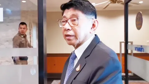 “วิษณุ” ไม่กังวลปมเสียบบัตรแทนกัน ขอรอศาลวินิจฉัย เสียใจ “ปู่ชัย” อนิจกรรม