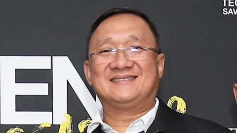 บุคคลในข่าว : วิทวัส สวัสดิ์ชูโต มุ่งพัฒนาความมั่นคงทางพลังงาน การดูแลสังคมและสิ่งแวดล้อม