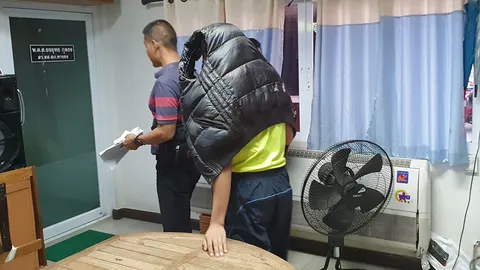 จับได้แล้ว อดีตอาสากู้ภัยวัย 17 เตะเสยหน้านักเรียนหญิง เจ็บสาหัส