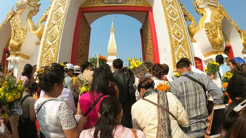 เริ่มแล้ว!! บุญเดือน 3 บูชาองค์พระธาตุพนม งานยิ่งใหญ่ในภาคอีสาน