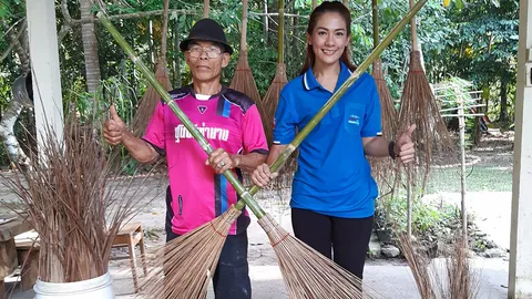 มองทั่วทิศเมืองไทย : ไม้กวาดทางมะพร้าว