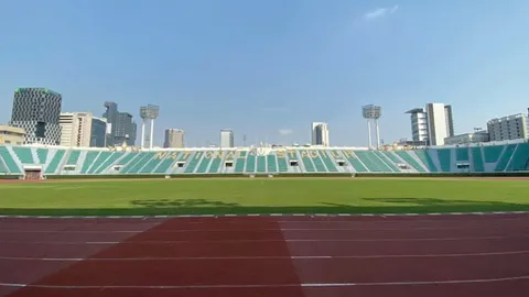 สตาร์ทีมชาติคับคั่ง เปิดโผแข้ง "จุฬาฯ-ธรรมศาสตร์" บอลประเพณี ครั้งที่ 74 (คลิป)