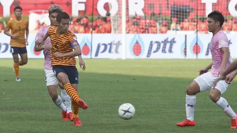 ชมสดที่นี่ ศึกแห่งศักดิ์ศรี "จุฬาฯ-ธรรมศาสตร์" ฟุตบอลประเพณี ครั้งที่ 74