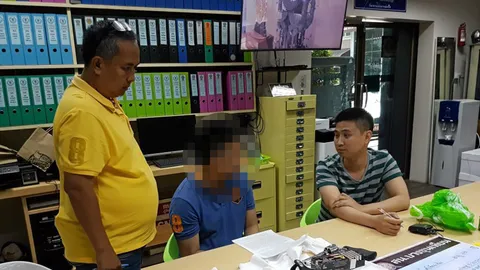 หนุ่มขโมยเบนซ์ ไม่อยากนอนคุก ผูกคอคาห้องขัง