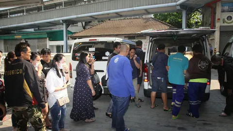 ร่ำไห้กันระงม ญาติเศร้ารับศพสาวคลินิกกลับตาก ยังไม่พร้อมให้ข่าว