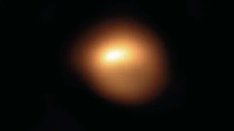 กล้องโทรทรรศน์ส่องพื้นผิวดาวซุปเปอร์ยักษ์แดง (คลิป)