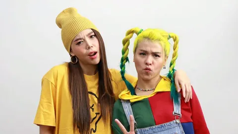 “ซานิ-พะแพง” เปิดศึกลูกหนัง ในภารกิจพิชิตเกม