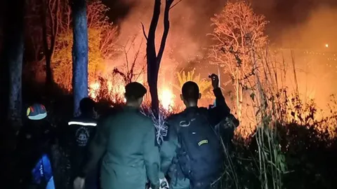ยุติการค้นหา ไม่มีเครื่องบิน-เฮลิคอปเตอร์ตก เป็นแค่ไฟไหม้ป่าเขานางหย่อง