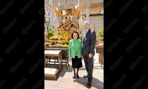 แบ่งปันความสุข