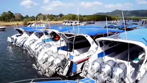 เรือทัวร์ไร้งานจอดสนิทกว่าครึ่ง พิษโควิด-19 ทำท่องเที่ยวกระบี่หยุดชะงัก