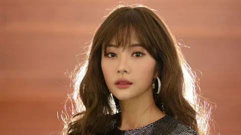 สี่แยกบันเทิง : "แจม ชรัฐฐา" ปล่อยซิงเกิลใหม่ "งงมากแม่" ยอดวิวพุ่งทะลุล้านวิว