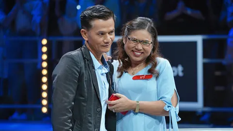 ทีวีบันเทิง : ฟันฝ่าด้วยรัก