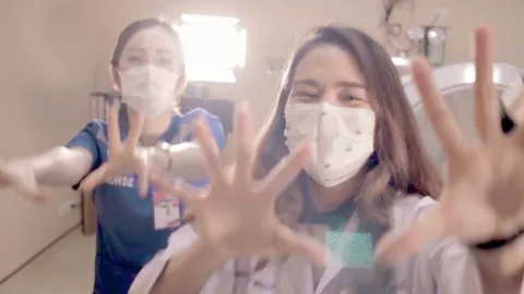 คุณหมอขอแร็ป บอก "พักก่อน" เที่ยวประเทศเสี่ยง โควิด-19 (คลิป)