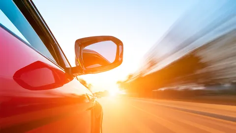 เปิดฟ้าภาษาโลก : He is exceedingly clever.