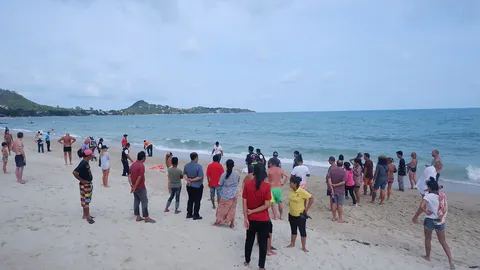 ตกใจกันทั้งหาด ศพหัวขาดถูกคลื่นซัดเกยชายหาดละไม ตร.บ่อผุด มาตรวจสอบแล้ว