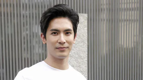 สาวๆ วี้ดวิ้ว “สน” โชว์หุ่นแซ่บเล่นน้ำตกแคปชันเหงา