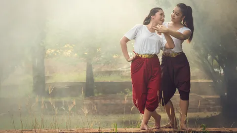 สบศ.จับมือรั้วอุดมฯ พัฒนา-อนุรักษ์นาฏศิลป์ไทย