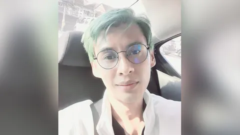 เปิดชีวิต ธีร์ ภูมิธนะวัชร์ เคยป่วยหนักเจียนตาย กลับวงการทำงานได้แล้ว