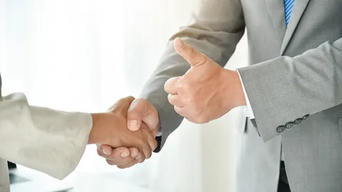 เปิดฟ้าภาษาโลก : He has lost his old cunning.