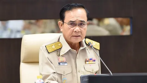 นายกฯ เบรก แจกเงิน คนละ 1 พัน 2 เดือน เข้าครม. บอก ขอดูเม็ดเงินก่อน 