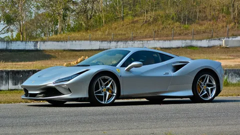 ปราบพยศม้าลำพอง FERRARI F8 TRIBUTO 