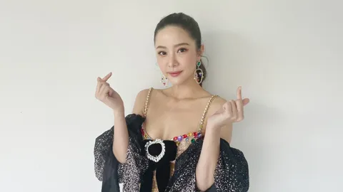 แจม ชรัฐฐา ไม่แคร์ เมินคำวิจารณ์หน้าพลาสติก ศัลยกรรมเป็นรสนิยมส่วนตัว