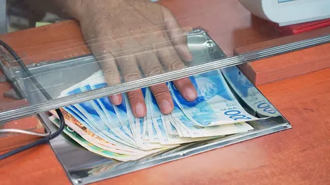 กรุงไทยปิดบูธแลกเงิน 53 แห่ง คาดท่องเที่ยวสูญ 2.8 แสนล้าน