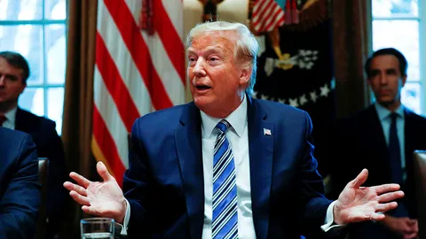 สภามะกันผ่านมติคุมทรัมป์ลุยอิหร่าน