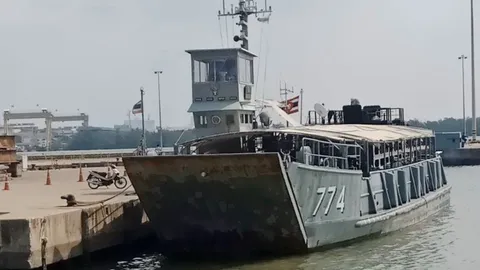 ฆ่าเชื้อเรือหลวงวังใน กัก 7 กำลังพล 15 วัน ผลลูกชายผู้การฯ ไม่ติดโควิด-19