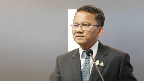 รมว.ยธ.สั่งราชทัณฑ์เร่งผลิตหน้ากาก ช่วยลดขาดแคลน สู้วิกฤติ "โควิด-19"