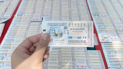 สำรวจ 10 อันดับ "เลขเด็ด" ขายดี แม่ค้าหวยยิ้ม "เลขดัง" โดนเหมาหมดแล้ว