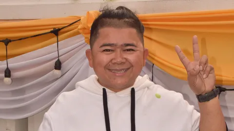 โก๊ะตี๋ ได้ฤกษ์แต่ง น้องกวาง ขอยืมเงิน ต๋อย ไตรภพ มาเป็นสินสอด (คลิป)