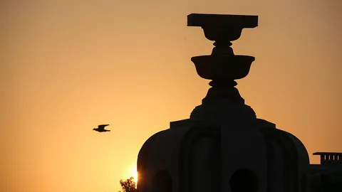 บทบรรณาธิการ : แก้ไม่ได้เและไม่อยากแก้