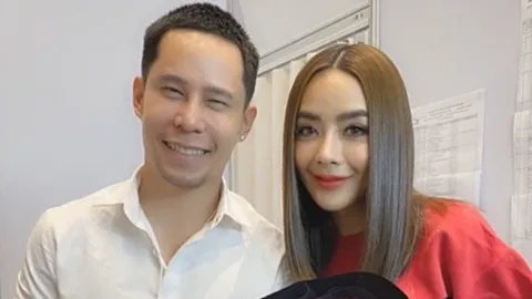 ปุยฝ้าย ณัฎฐพัชร์ บูชาท้าวเวสสุวรรณ ประทานให้ทุกอย่างทั้งงานและความรัก (คลิป)