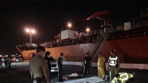 สลด เชือกผูกเรือขาด ฟาดใส่ร่างคนงานเคราะห์ร้าย ดับคาที่ 