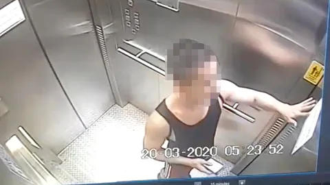 ด่วนจับแล้ว หนุ่มในคลิปป้ายน้ำลายทั่วลิฟต์บีทีเอส ที่แท้เป็นคนไทย