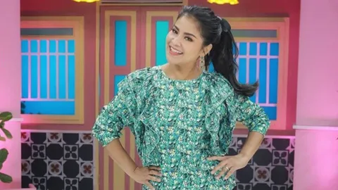 ตั๊ก ศิริพร สอนชาวเน็ตหลังแซะดาราพิธีกรดังรับรีวิวของกินในช่วงยากลำบาก