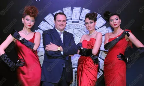 อวดโฉม บริเกต์ ลา เปอติ๊ด เฟลอร์ นาฬิกาประดับอัญมณีเรือน 7 ล้าน