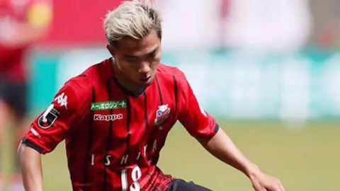 "ชนาธิป" จัด 11 ตัวจริงในดวงใจ แข้งระดับโลกเพียบ