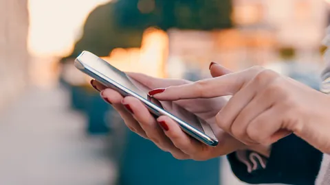 ว่อนเน็ต โทร. 1111 ได้รับเงินเยียวยา 5,000 ทันที เช็กแล้วเป็นข่าวปลอม