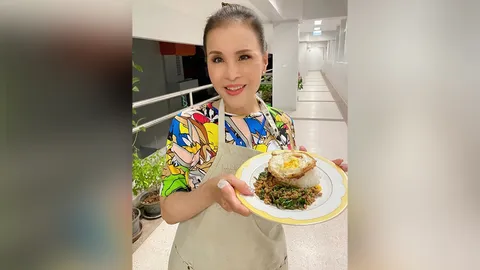 ทูลกระหม่อมฯ ประทานพรวันสงกรานต์ 2563 ขอให้คนไทยแข็งแรงไม่ติดโควิด-19