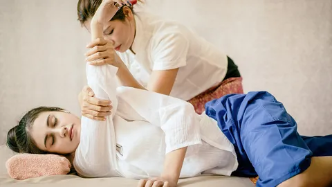 สธ. เร่งช่วย "นวดแผนไทย-แผนโบราณ" ไม่ได้รับเยียวยา 5,000 บาท 