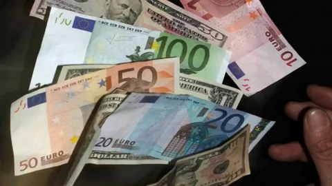 พิษโควิดคนทั่วโลกตกงาน หลายประเทศงัดมาตรการแจกเงินถ้วนหน้า ไม่ยุ่งยาก 