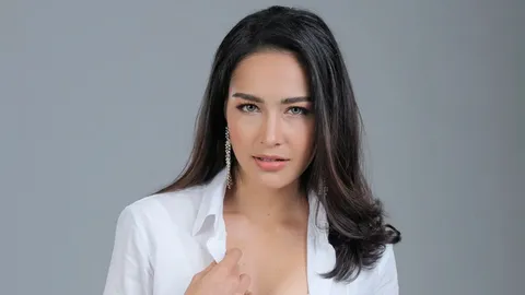 ดาราวอนอยู่บ้านต่อเนื่องเพื่อหยุดโควิด-19