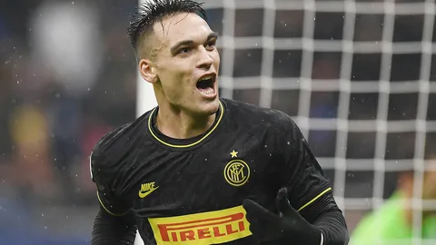 ราซิ่ง คลับจ่อรับทรัพย์ก้อนโต หาก "มาร์ติเนซ" ย้ายซบบาร์ซา