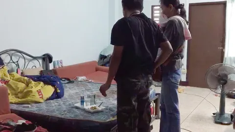 หนุ่มสูบส้วม เสพยาจนหลอนแล้วคลั่ง คว้าสากกะเบือตีลูก 4 ขวบดับอนาถ