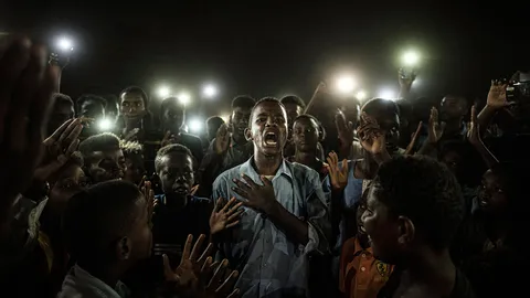 ชูผู้ประท้วงซูดานเป็นภาพแห่งปี