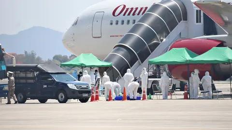 คนไทย-นร.แลกเปลี่ยนจากสหรัฐฯ 162 คนมาถึงไทยแล้ว เร่งคัดกรอง-ส่งกักตัว