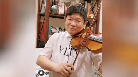 ไฮโซรสแซบ : “รอแป๊บ”